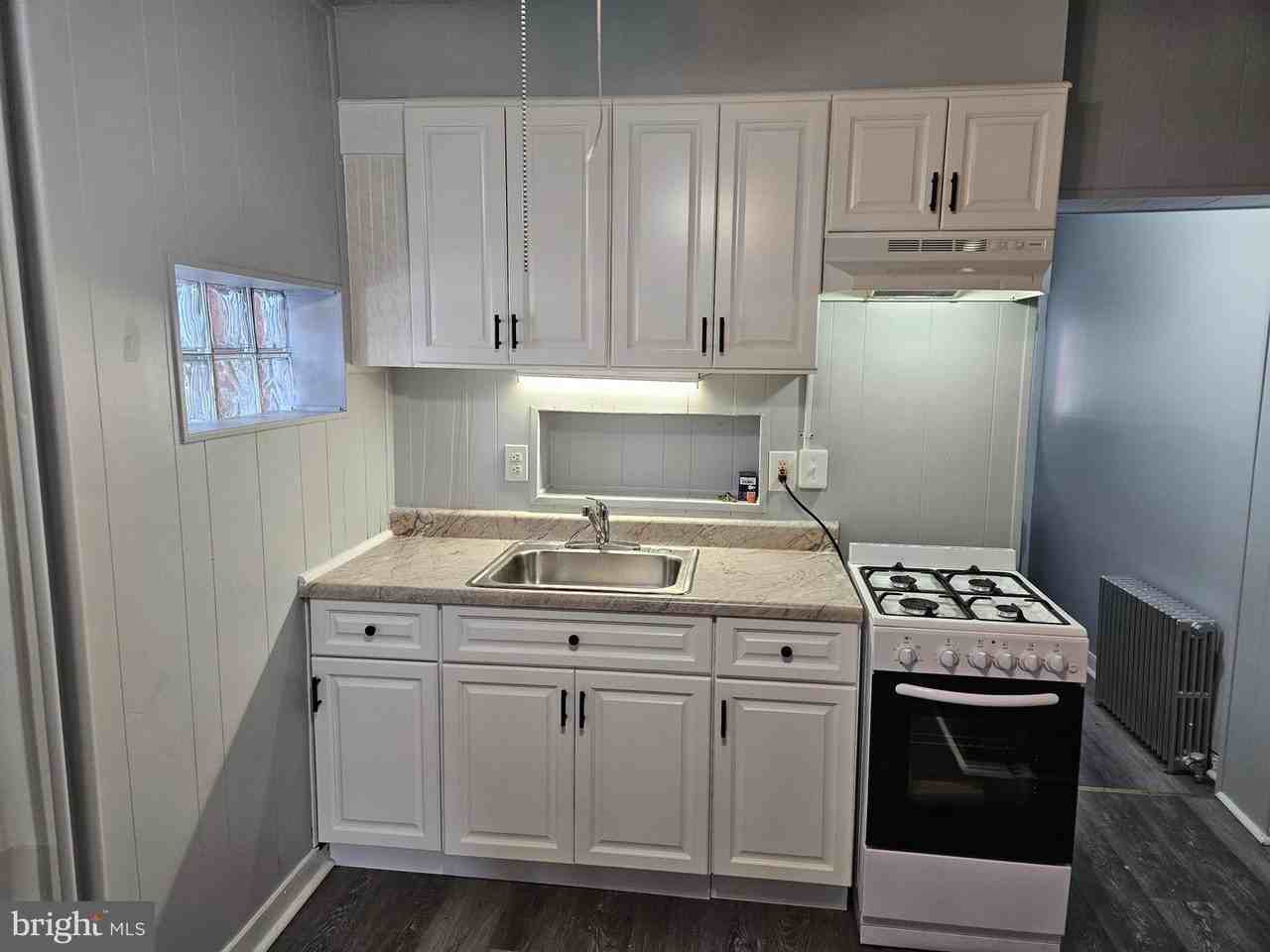 812 Kohn St #NA - Photo 4 of 11