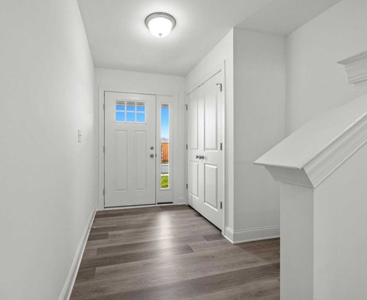 468 Rederick Ln - Photo 3 of 14