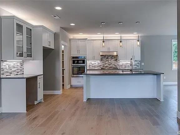 15202 Dayton Ave N #NA - Photo 2 of 10
