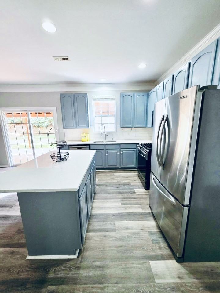 130 Sawhorse Dr #NA - Photo 5 of 17