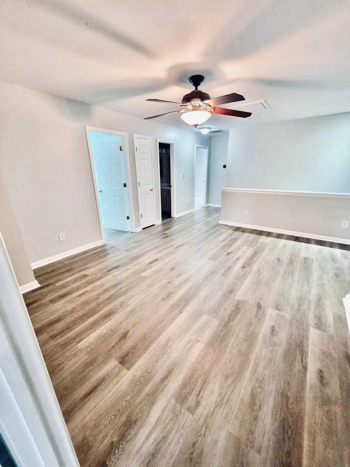 130 Sawhorse Dr #NA - Photo 7 of 17