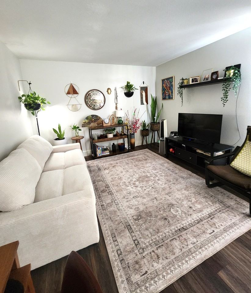 18640 Collins St #113 - Photo 3 of 26