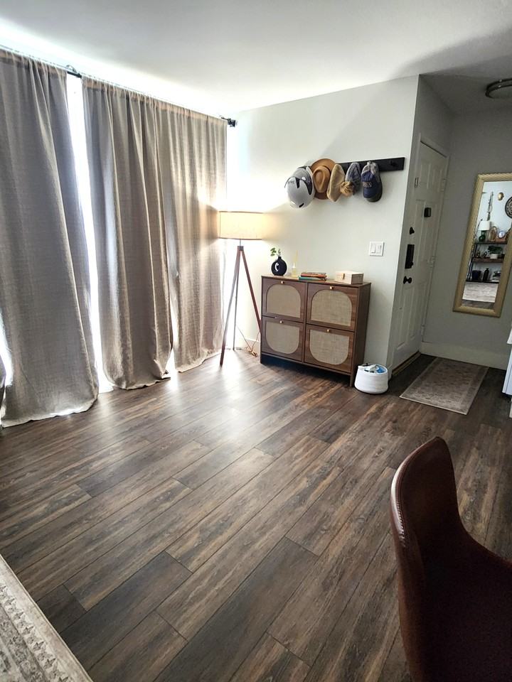 18640 Collins St #113 - Photo 5 of 26