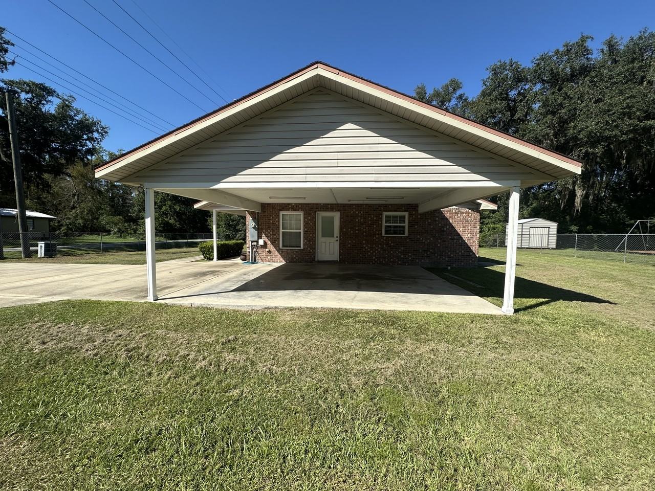 255 Sw 5th Ave #NA - Photo 2 of 17