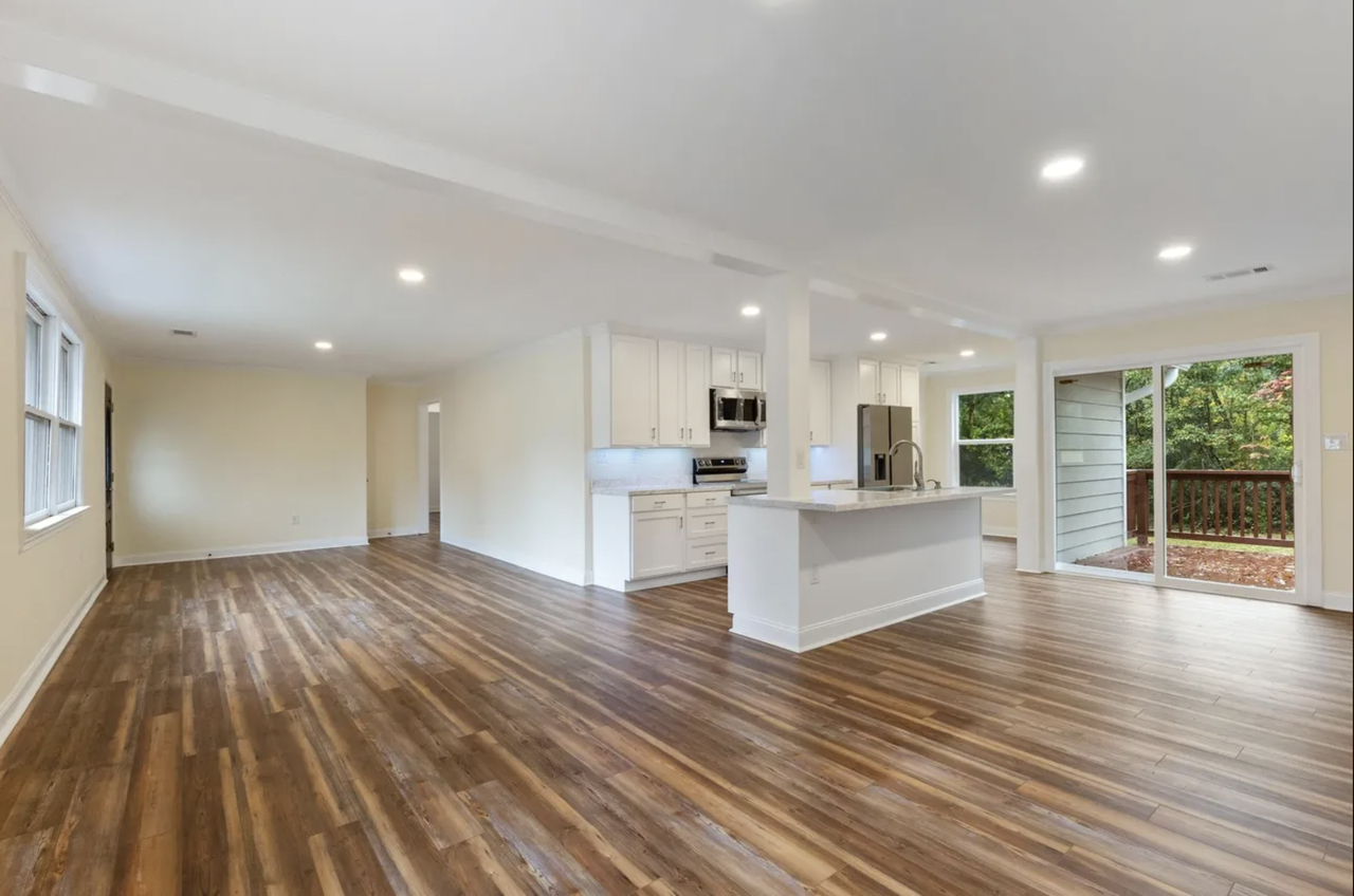 403 Hillcrest Loop #NA - Photo 6 of 17