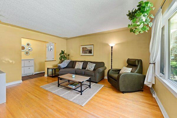 7220 Farrell Rd Se - Photo 5 of 14