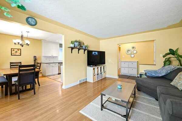 7220 Farrell Rd Se - Photo 6 of 14
