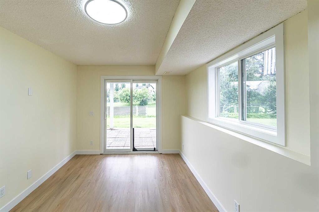 30 Somerside Manor Sw - Photo 4 of 13