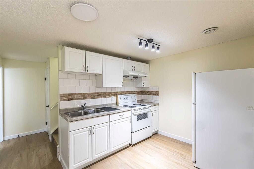 30 Somerside Manor Sw - Photo 7 of 13
