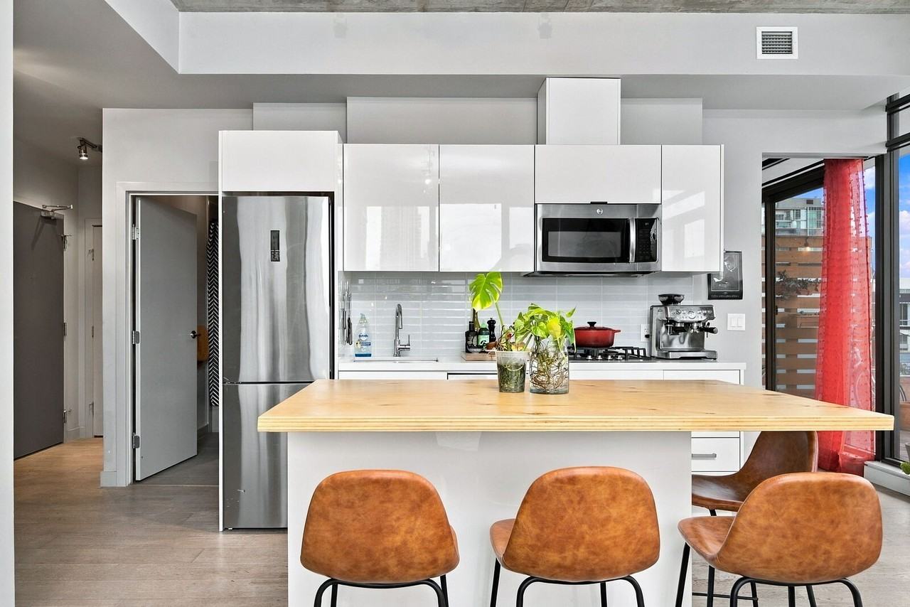 1010 Residential - Photo 2 of 18