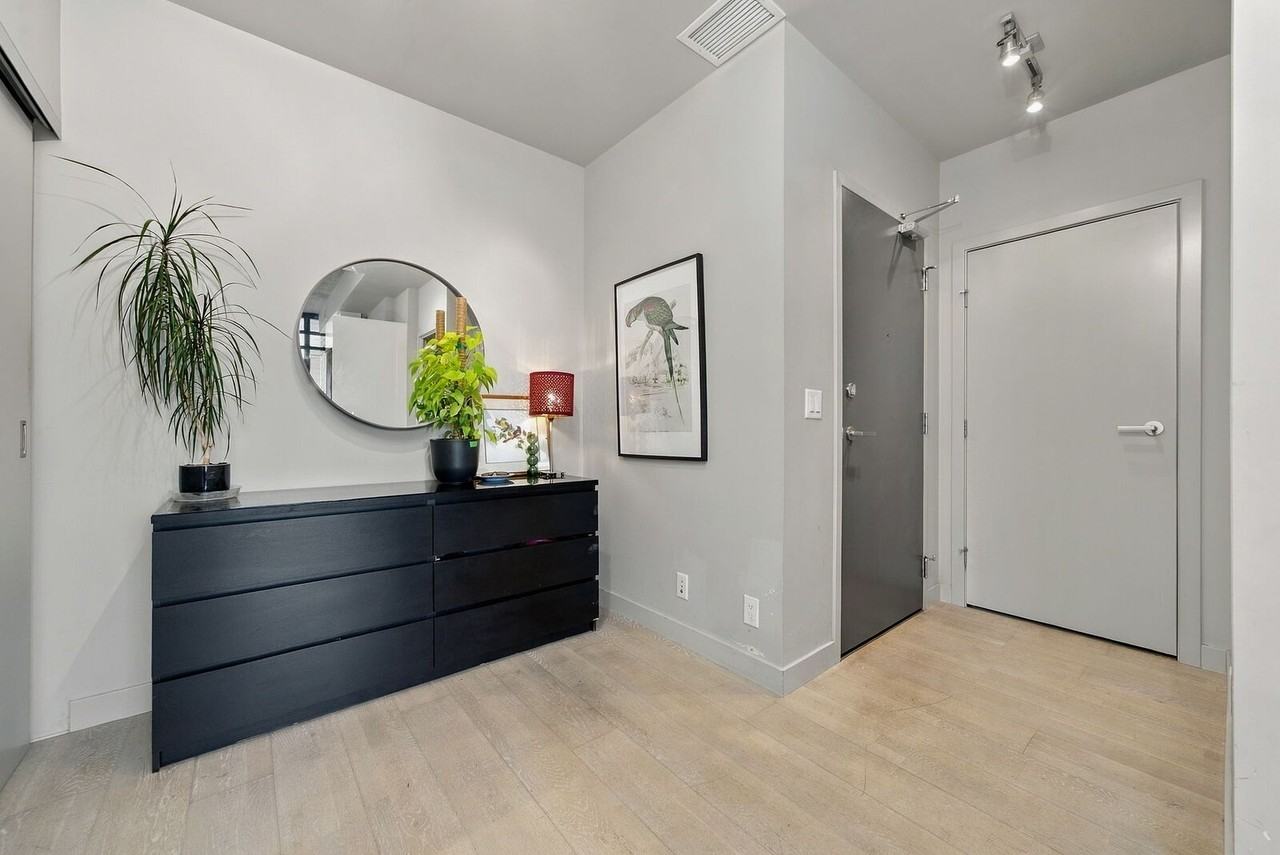 1010 Residential - Photo 3 of 18