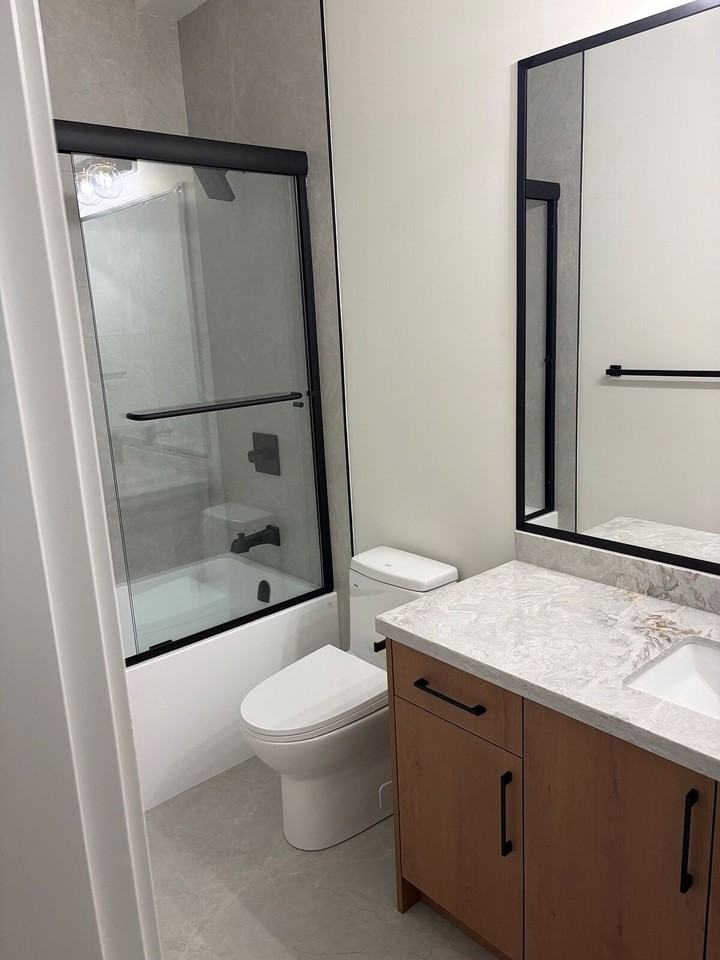 1087 Carnoustie Dr - Photo 2 of 13