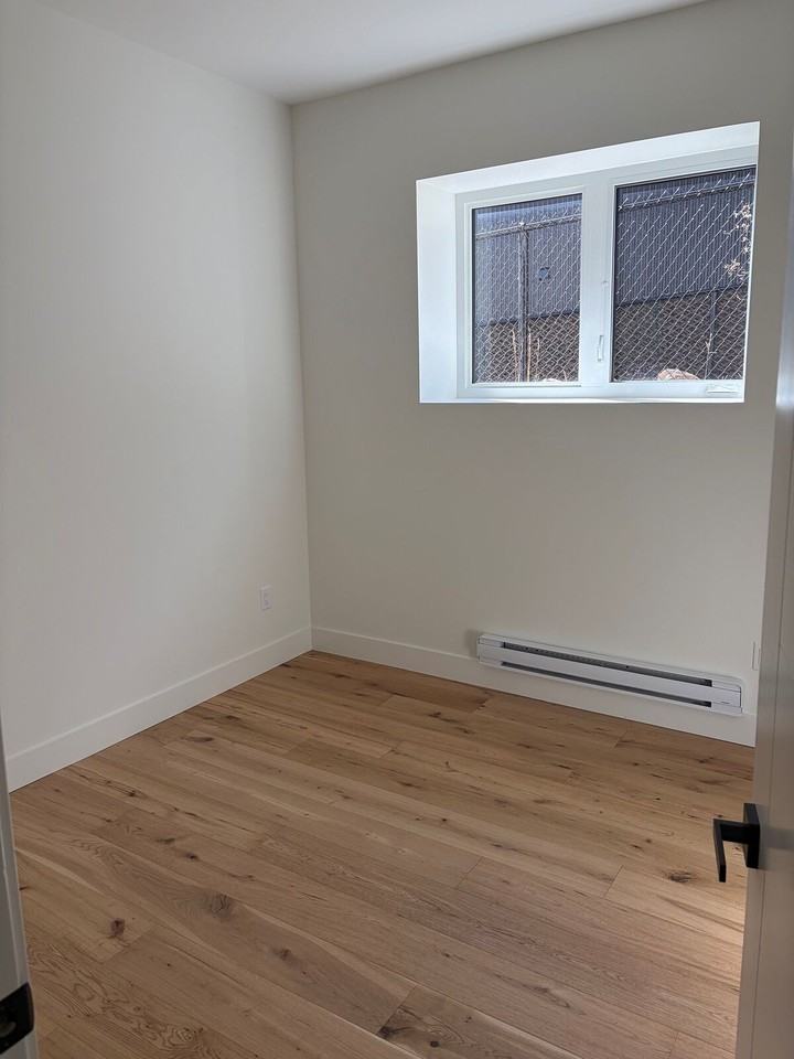 1087 Carnoustie Dr - Photo 5 of 13