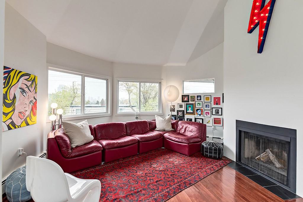 2214 14a St Sw - Photo 3 of 14