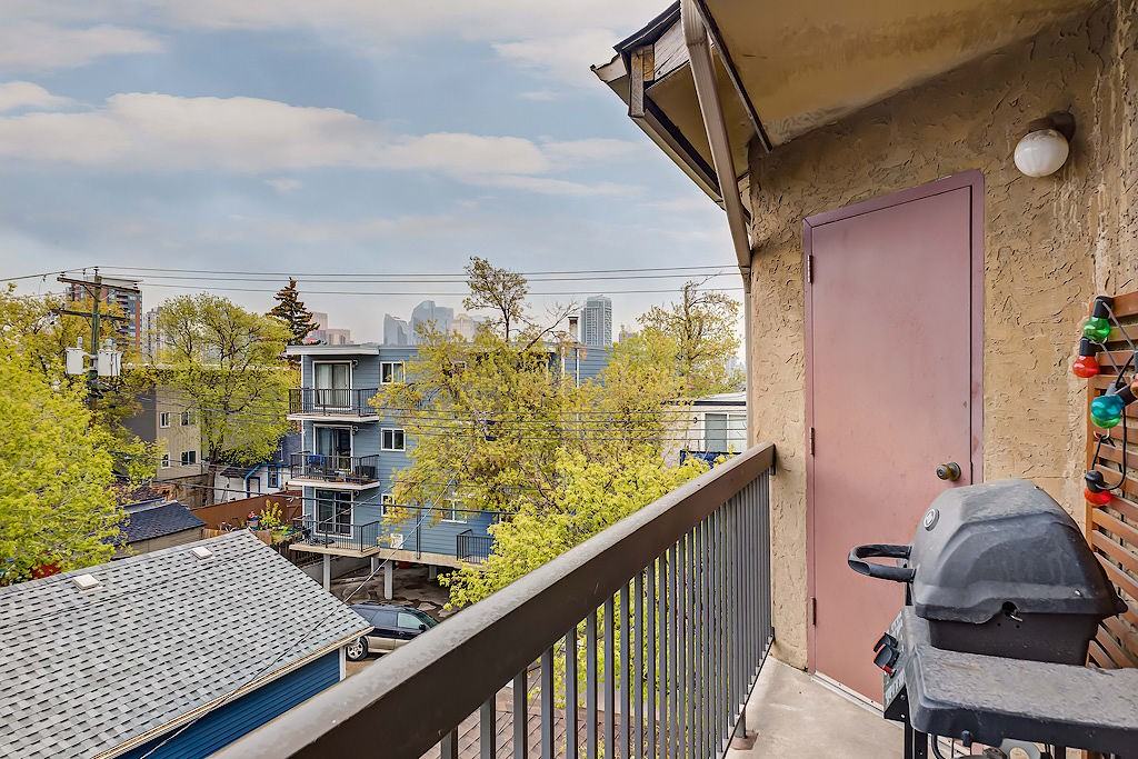 2214 14a St Sw - Photo 7 of 14