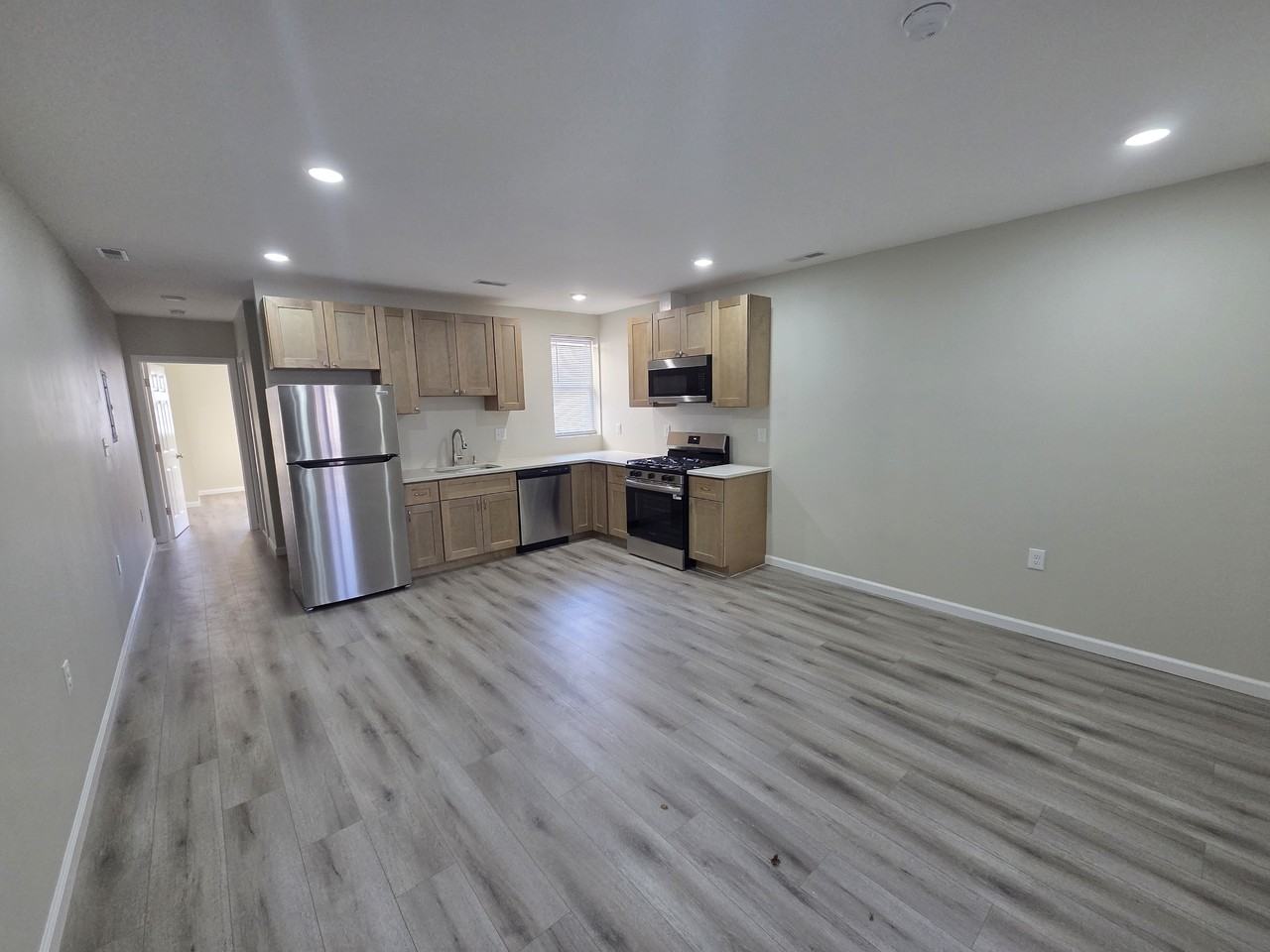 5637 N 10th St #NA - Photo 2 of 17