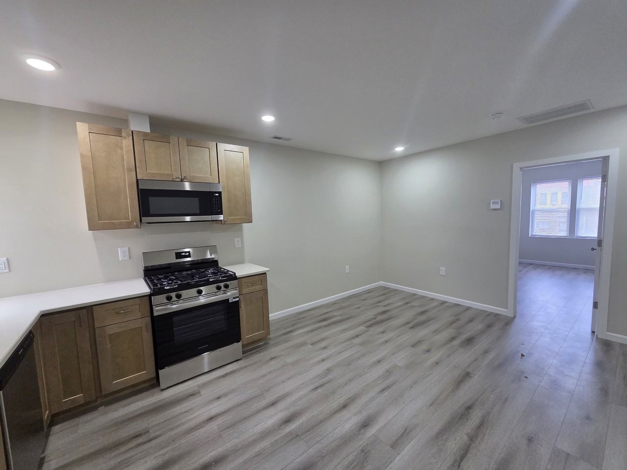 5637 N 10th St #NA - Photo 3 of 17