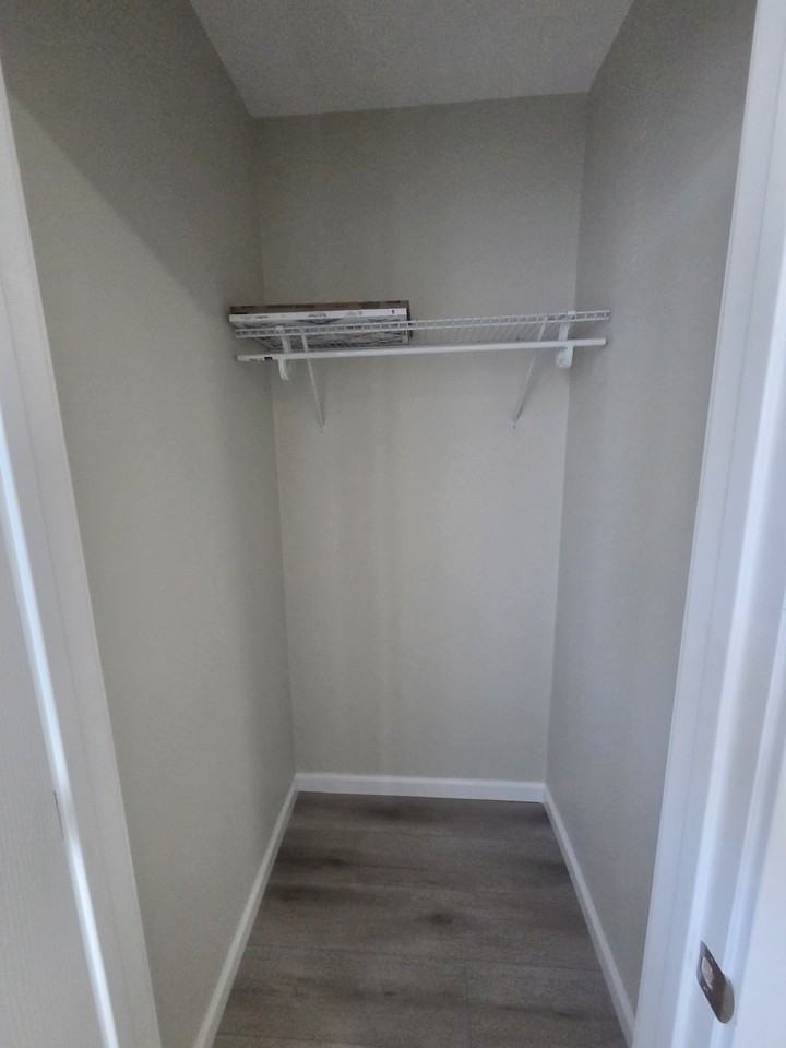 5637 N 10th St #NA - Photo 4 of 17