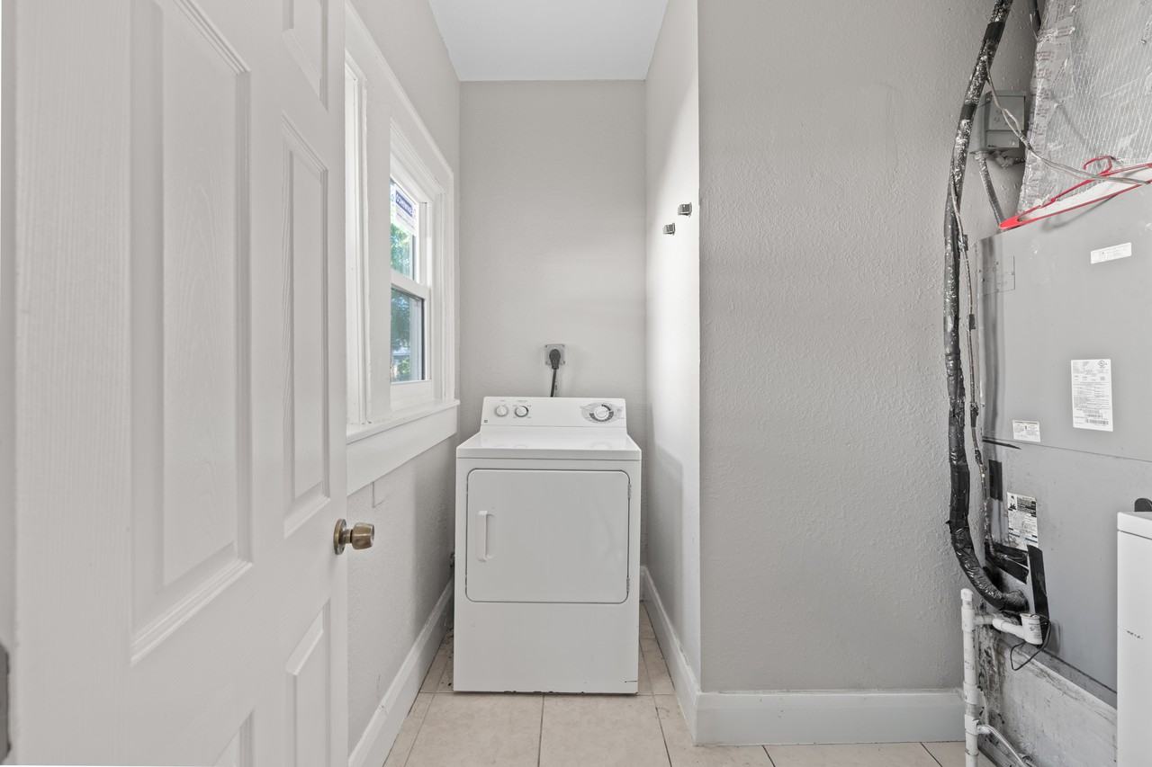 1718 4th Ave E #NA - Photo 6 of 27