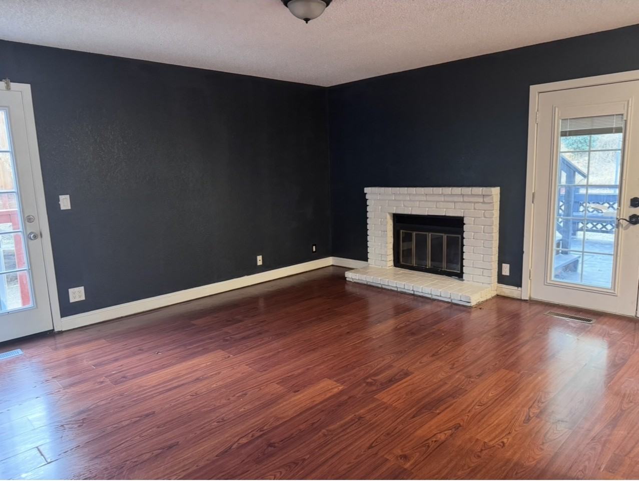 4044 Rockford Dr #NA - Photo 7 of 10