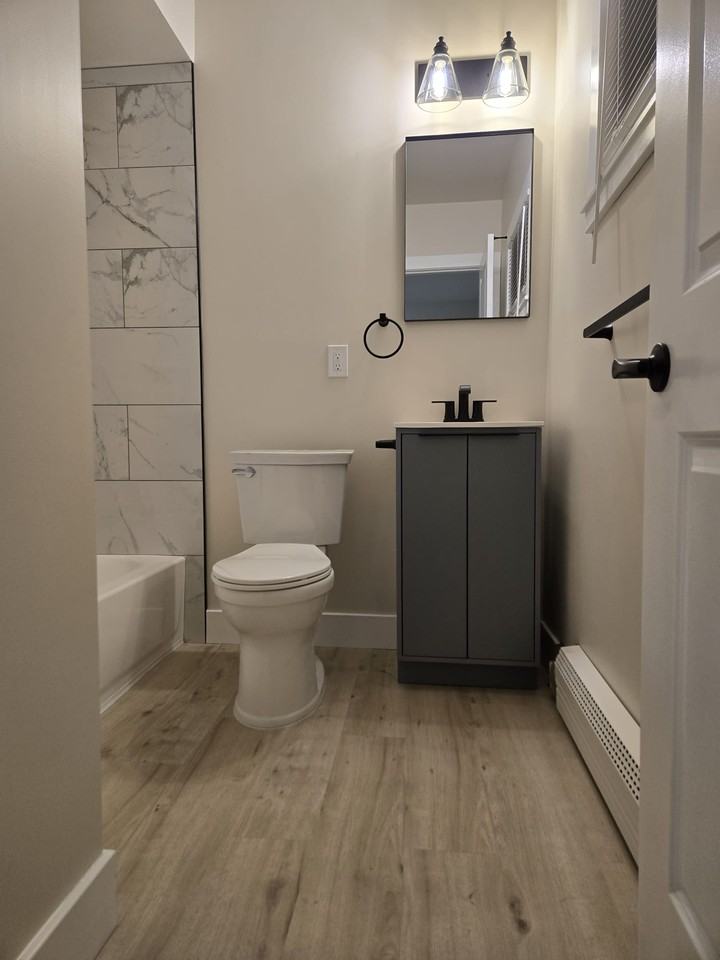 617 East Hudson Avenue #7 - Photo 6 of 10