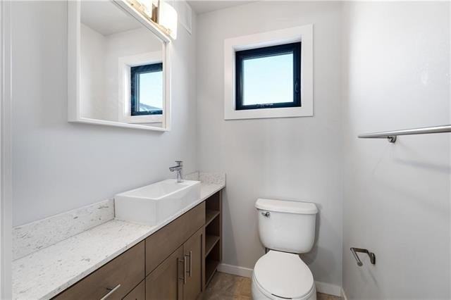 1261 Lee Blvd - Photo 6 of 13