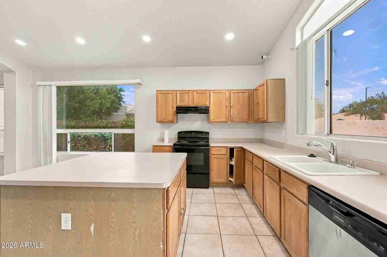 20370 N 65th Dr - Photo 6 of 18