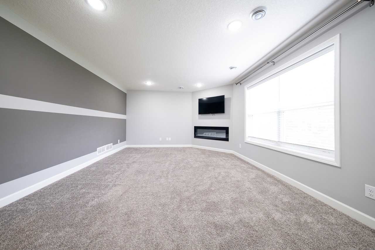 1252 143rd Ct E #1 - Photo 6 of 34