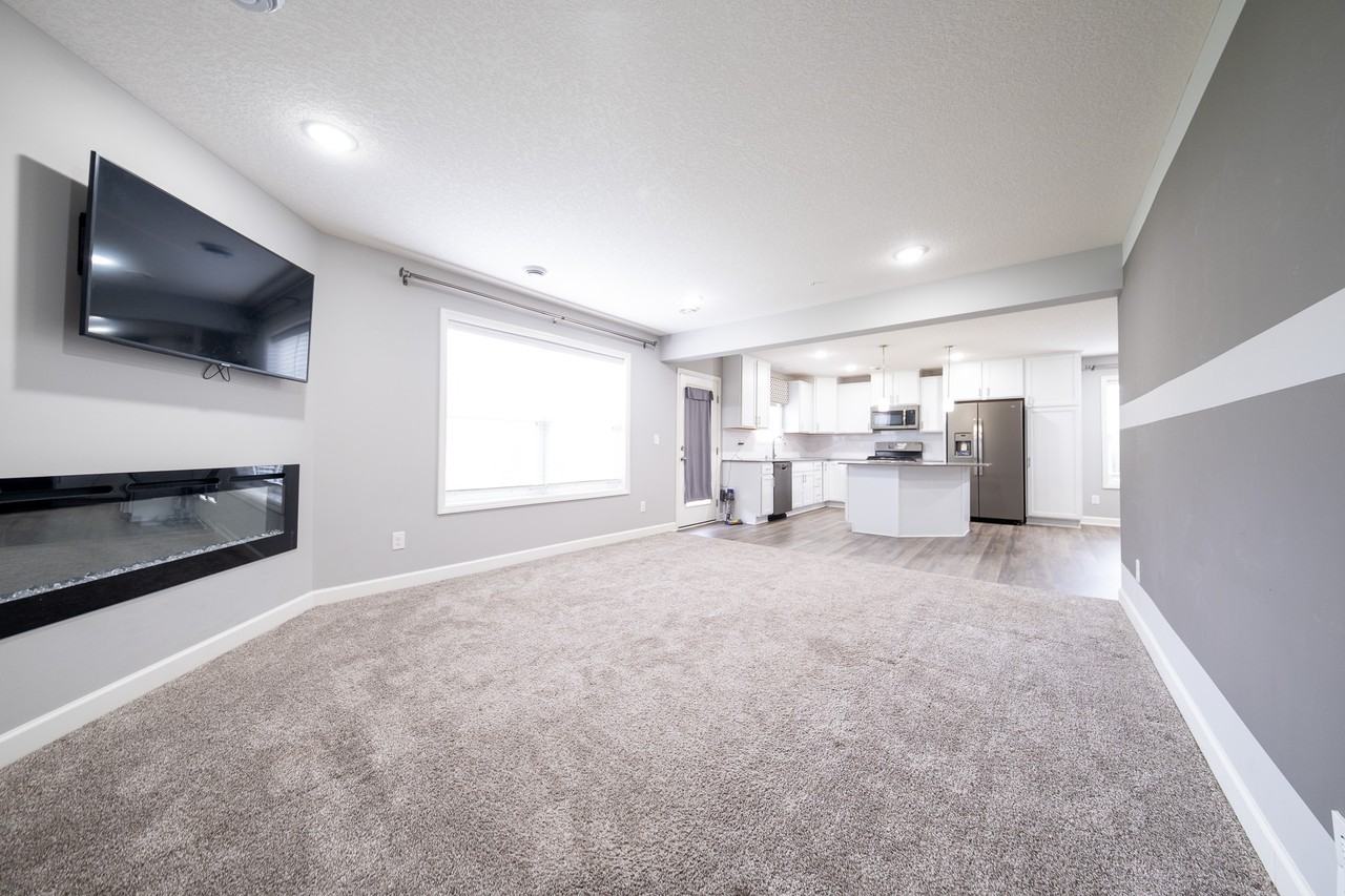 1252 143rd Ct E #1 - Photo 7 of 34