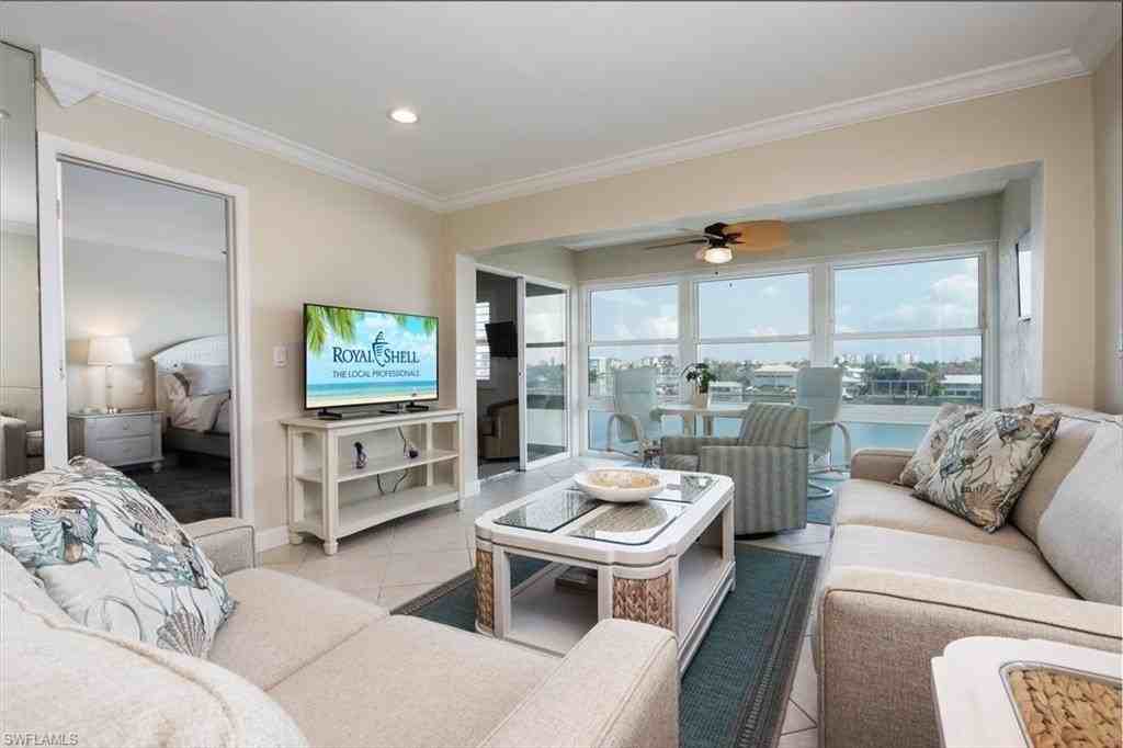 271 Southbay Dr Apt 155 - Photo 5 of 15