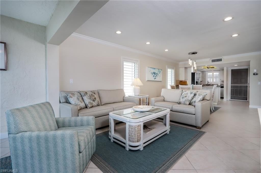271 Southbay Dr Apt 155 - Photo 6 of 15