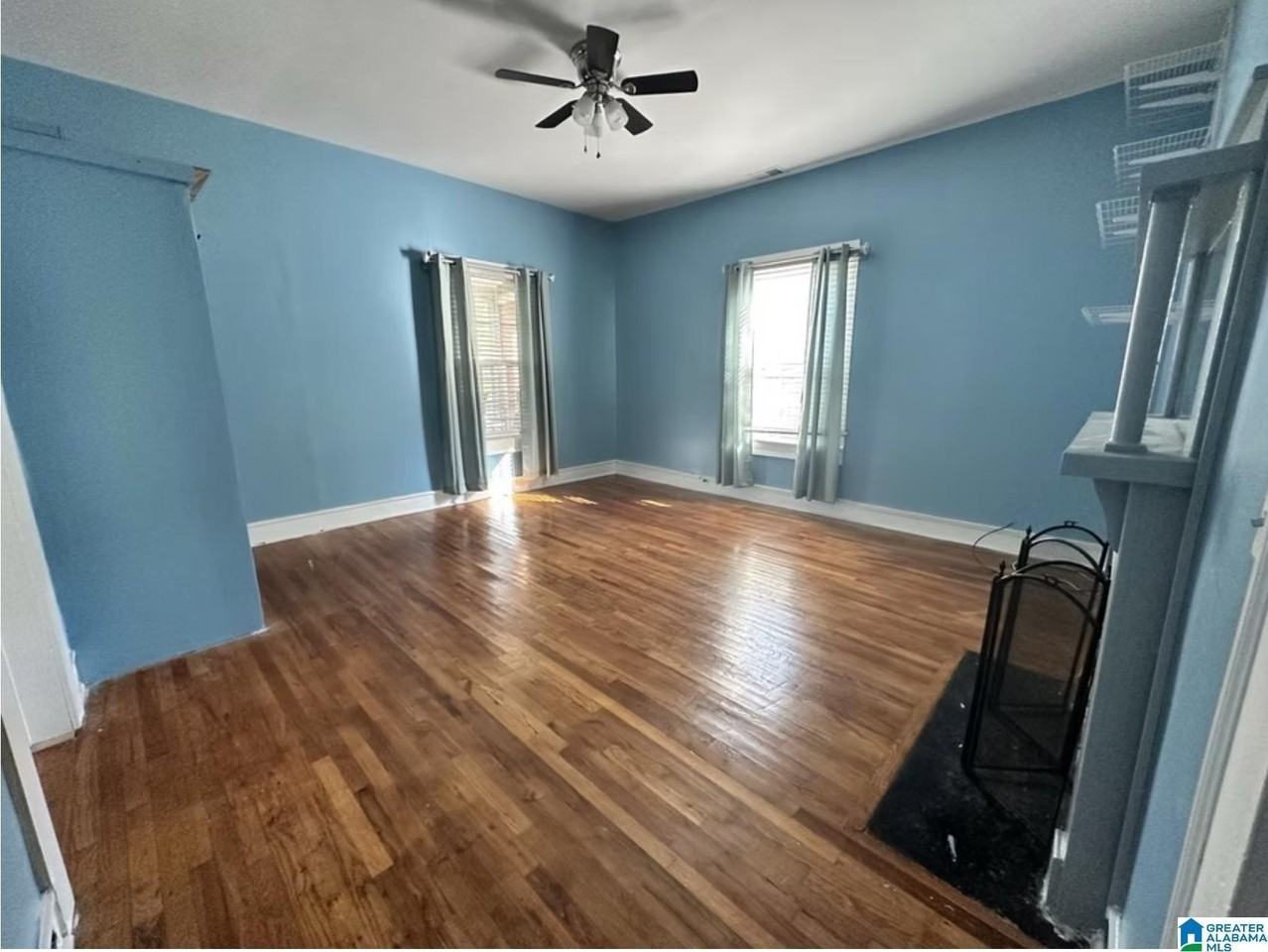 1510 Avenue J - Photo 5 of 12