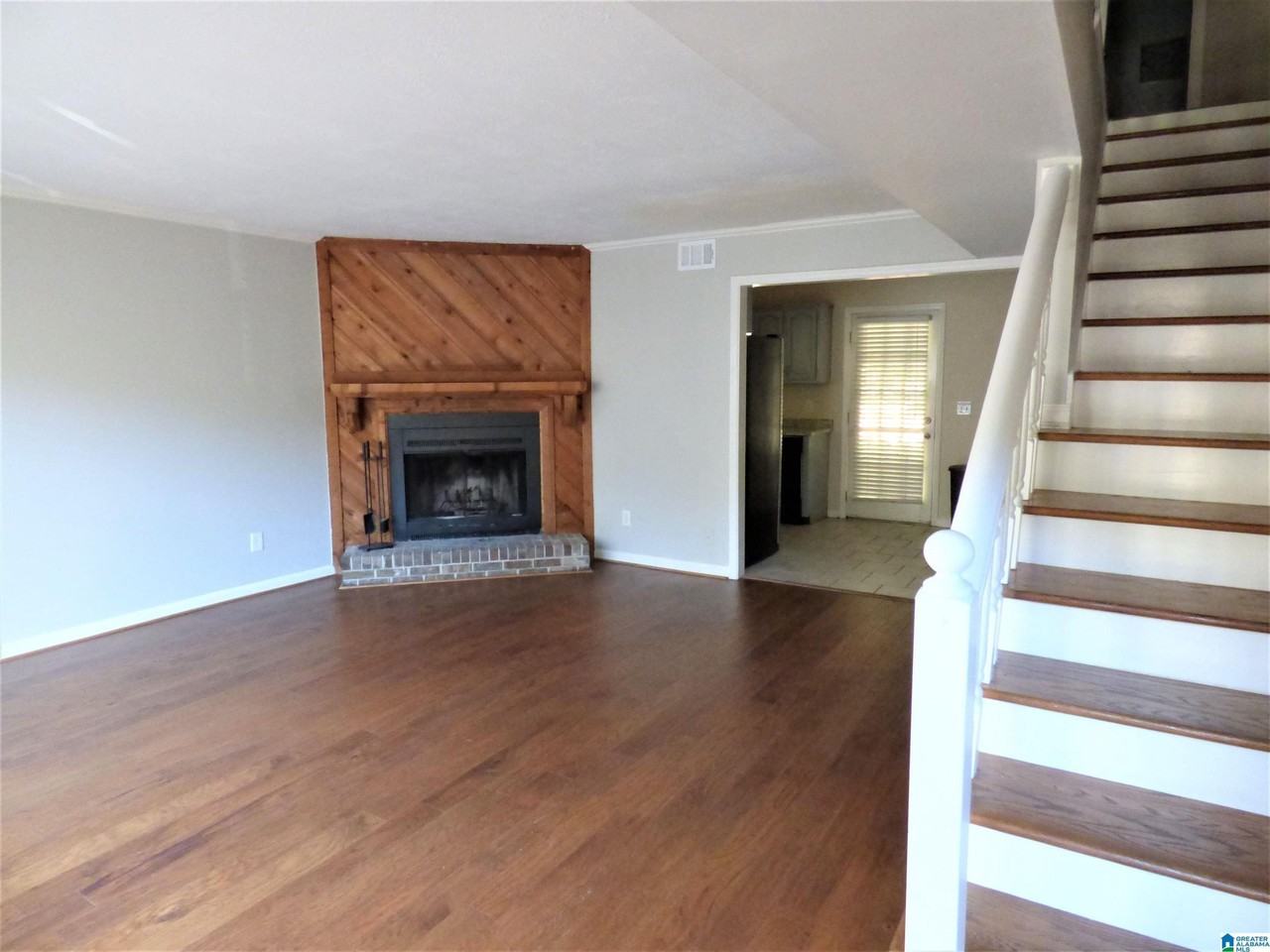 2948 Riverwood Ter - Photo 2 of 8