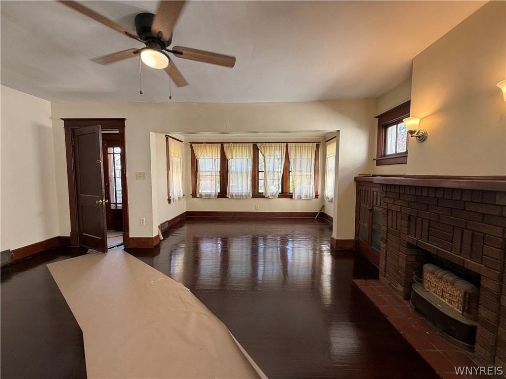 63 Wright Ave - Photo 2 of 14
