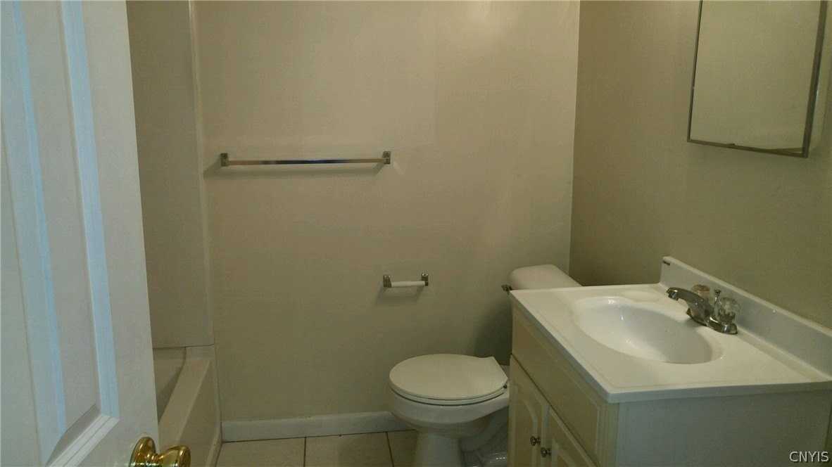 708 North Ave - Photo 4 of 7