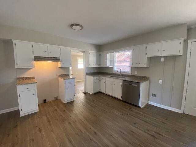 824 53rd St - Photo 3 of 17
