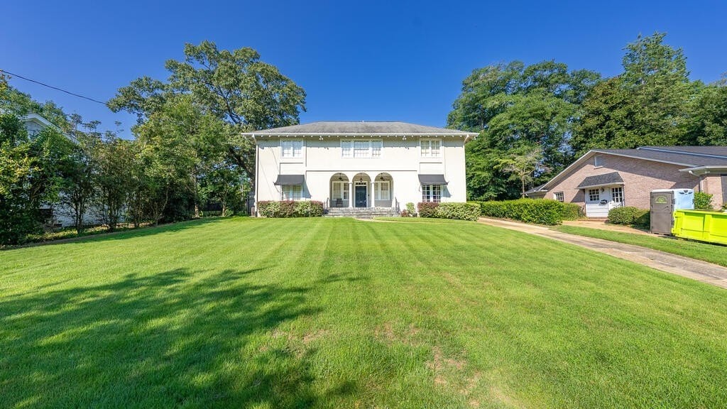 1711 Stark Ave - Photo 2 of 39