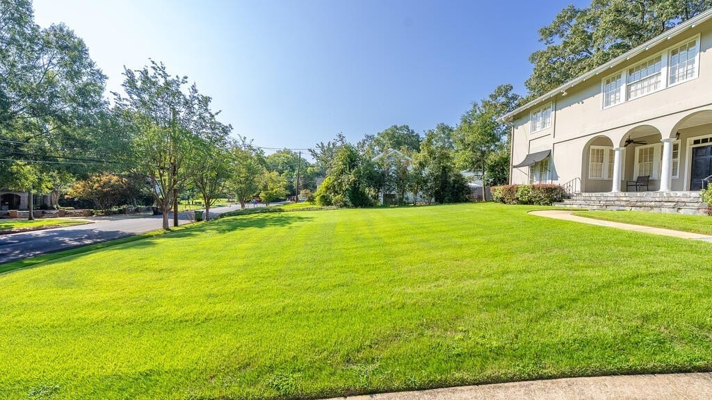 1711 Stark Ave - Photo 3 of 39