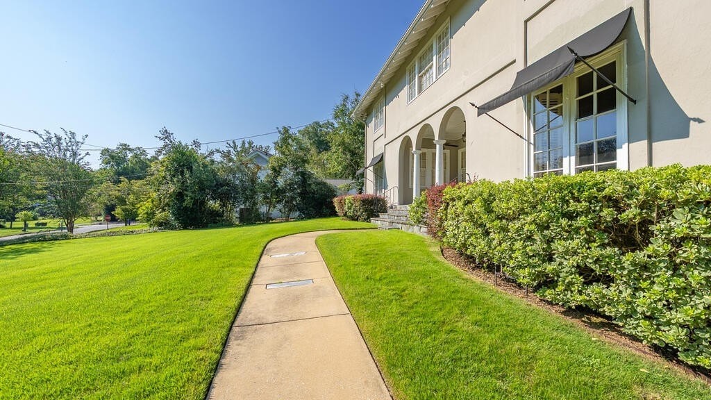 1711 Stark Ave - Photo 6 of 39