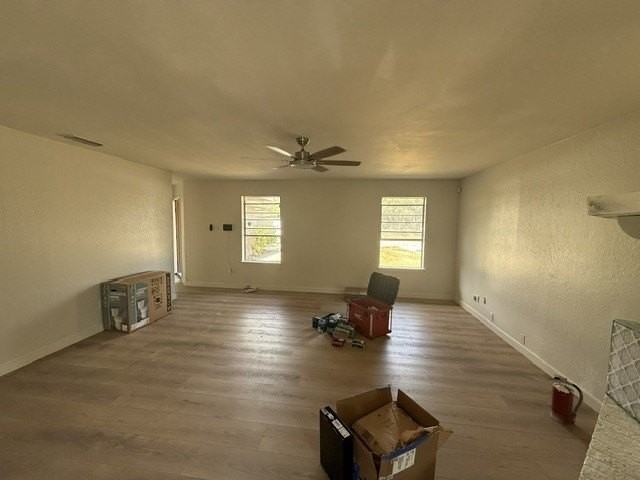 2210 Meadowglen Dr - Photo 4 of 10