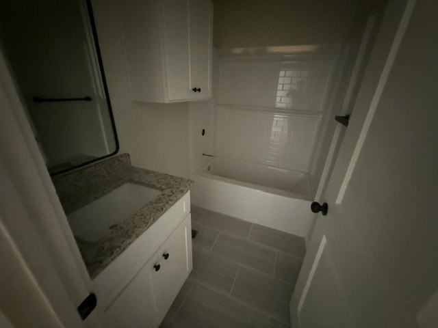 2210 Meadowglen Dr - Photo 6 of 10