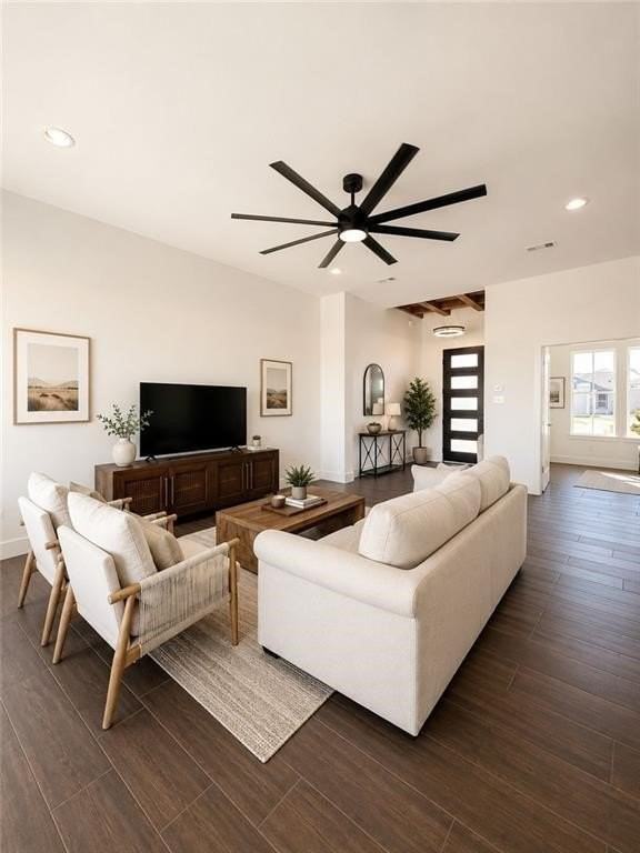 1509 Daenerys Ct - Photo 4 of 9