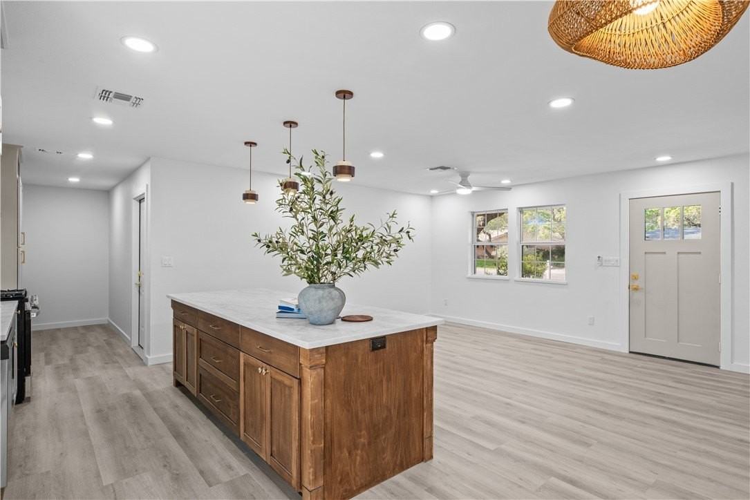 1907 Johnson Ave - Photo 5 of 20