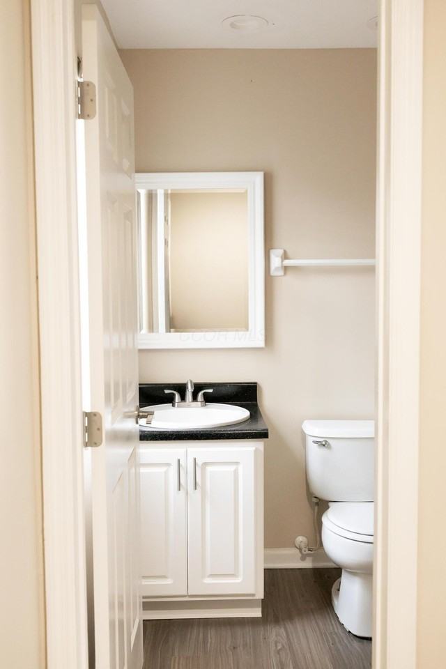 4927 Aspen Pine Blvd - Photo 4 of 17