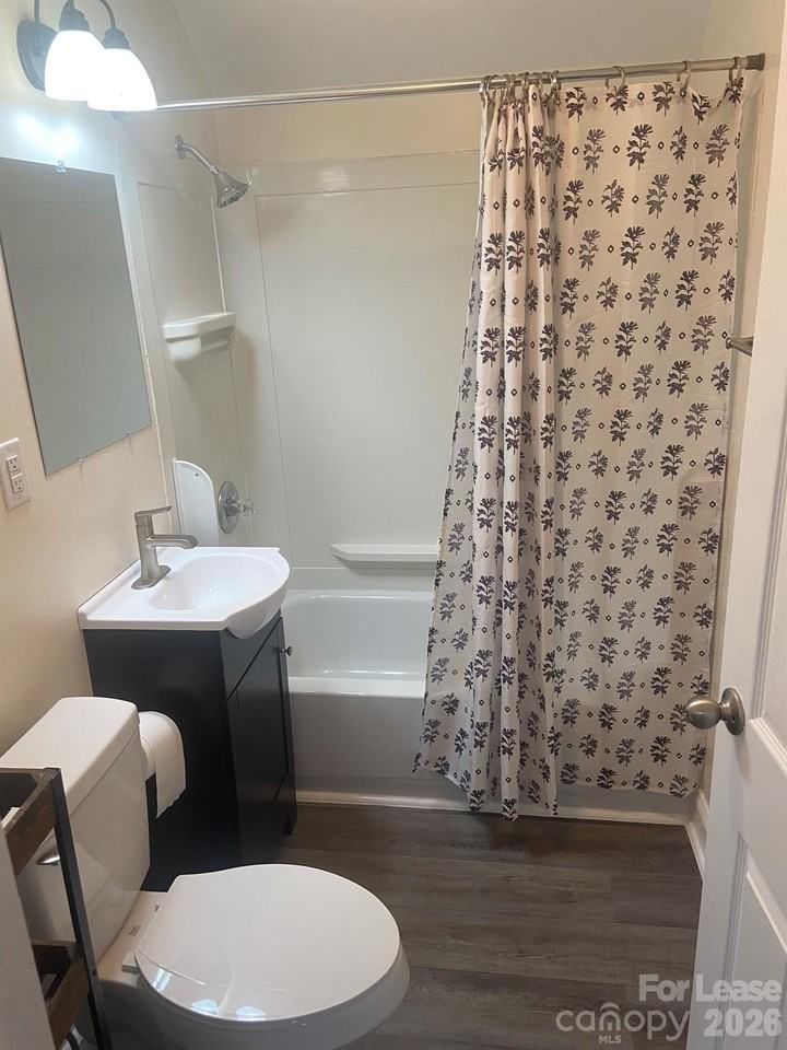 14 Douglas Ave Nw - Photo 4 of 11