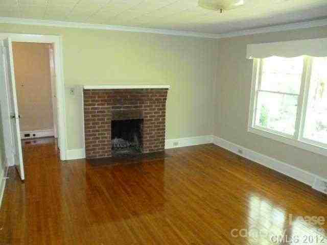 1802 Pennsylvania Ave - Photo 3 of 10
