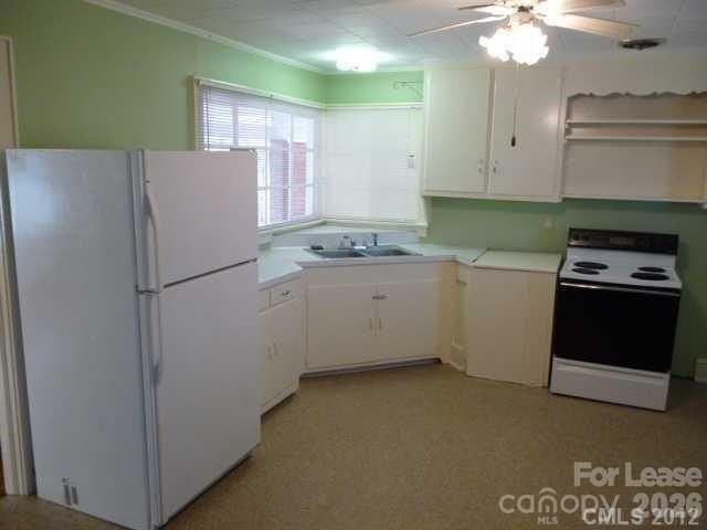 1802 Pennsylvania Ave - Photo 5 of 10