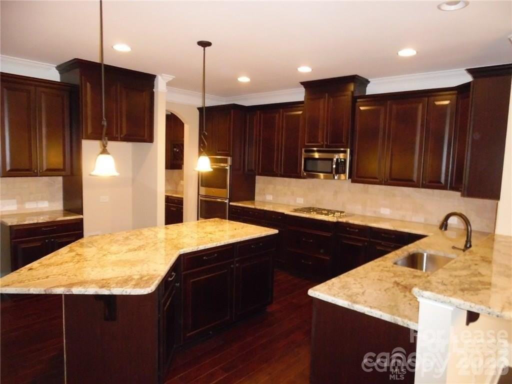 117 Elmrich Ct - Photo 6 of 22