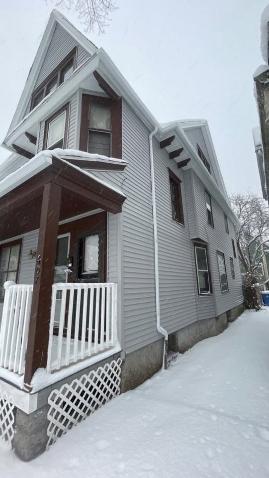 405 Flint St #407UPPER - Photo 2 of 14