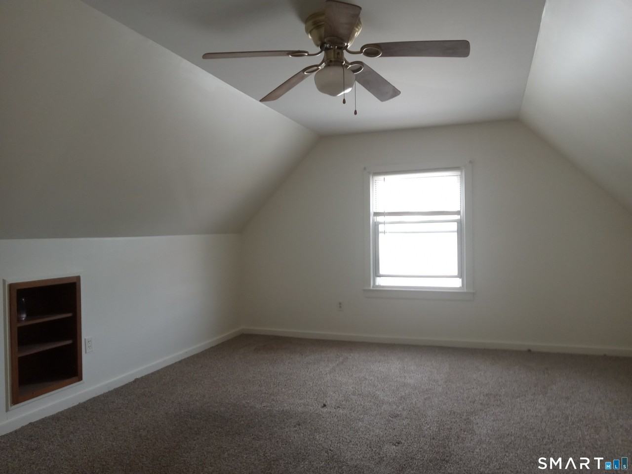 1412 Dixwell Ave #D - Photo 2 of 13